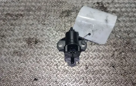 Citroen Berlingo Turbo solenoid valve 9688124580