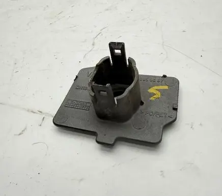Mercedes-Benz CLS C219 Front parking sensor holder (PDC) A2198850667