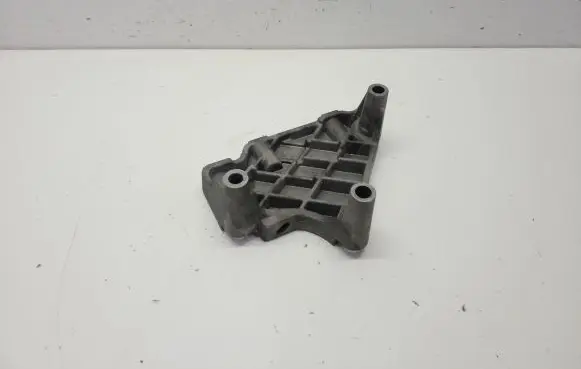 Chevrolet Volt I Engine mounting bracket 25953775