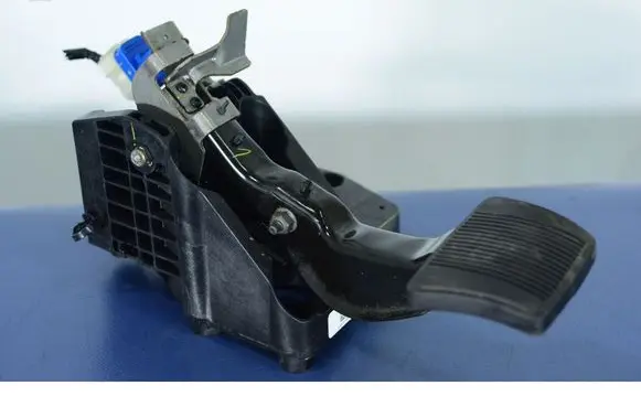 Alfa Romeo Spider 2000 Accelerator throttle pedal 04581694AC