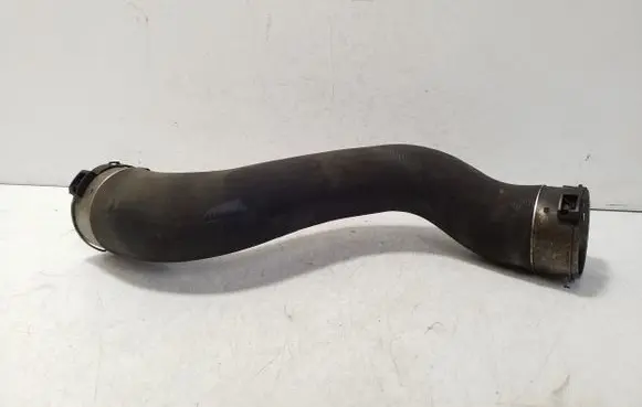 Mercedes-Benz CLS C218 X218 Intercooler hose/pipe A2125280000