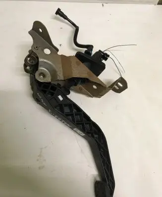 Clutch pedal