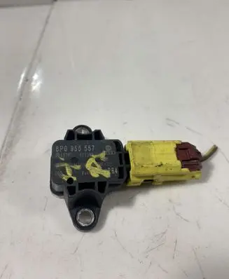 Audi A3 S3 A3 Sportback 8P Airbag deployment crash/impact sensor 8P0955557