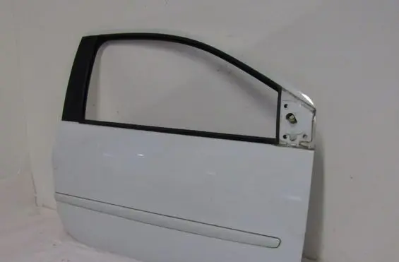 Renault Twingo II Door (2 Door Coupe) kodo