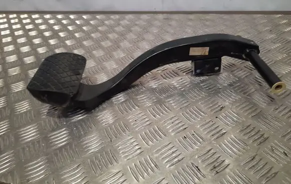 Audi Q7 4L Brake pedal 7L0723142D