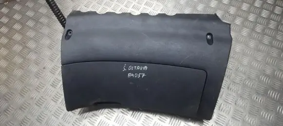 Skoda Octavia Mk2 (1Z) Glove box 1Z2857103