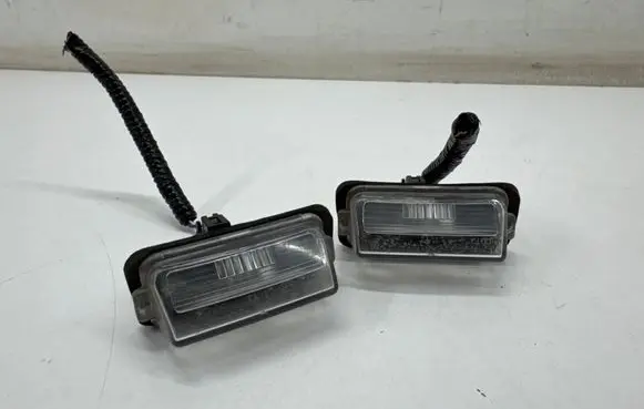 Toyota Yaris Cross Number plate light