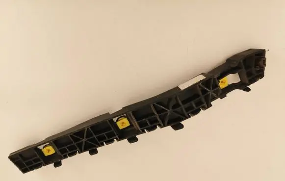 KIA Sportage Rear bumper mounting bracket 
