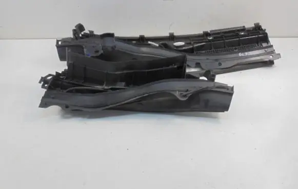Mazda 2 Wiper trim DF71507S1