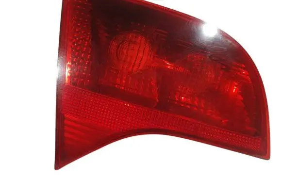 Audi A4 S4 B7 8E 8H Tailgate rear/tail lights 8E9945093 484501