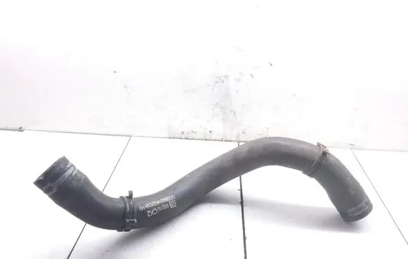 Opel Vectra C Engine coolant pipe/hose 9202782 525226648
