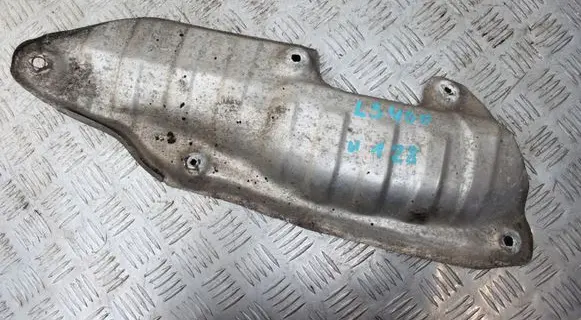 Lexus LS 400 Exhaust heat shield