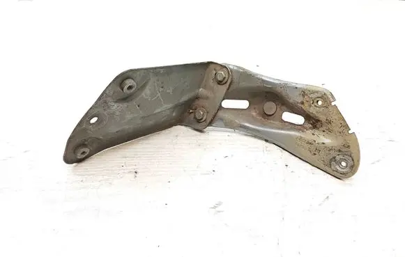 Skoda Yeti (5L) Fender mounting bracket 1Z0810679A