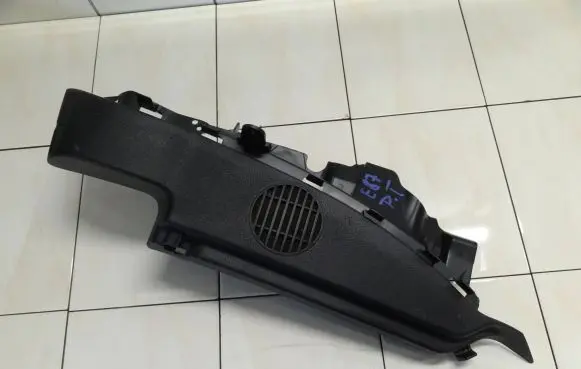 BMW 1 E81 E87 Rear door speaker cover trim 9141494-01