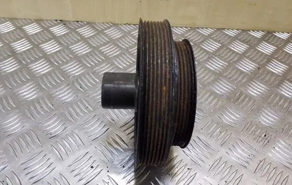Nissan Navara D40 Crankshaft pulley
