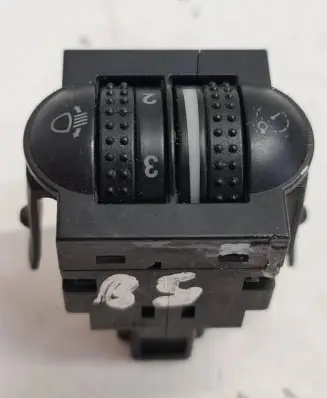 Volkswagen PASSAT B5 Headlight level height control switch 3B0941333A PA6GF30