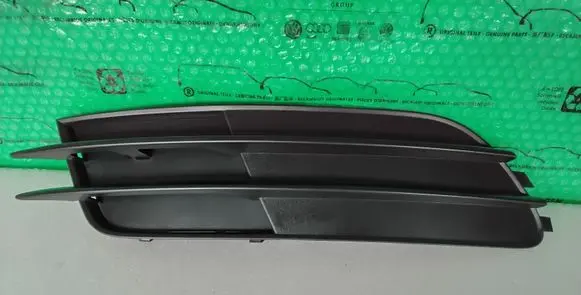 Audi A6 S6 C7 4G Front fog light trim/grill 4G0807681F 4G0807681