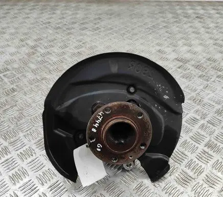 Citroen DS7 Crossback Rear wheel hub 9818195280