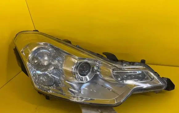 Citroen C-Crosser Headlight/headlamp 89318045