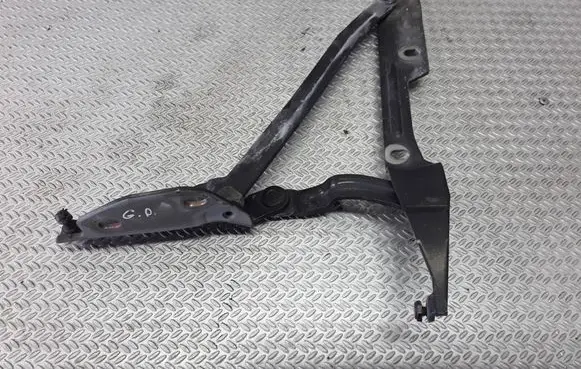 Audi A8 S8 D2 4D Tailgate/trunk/boot hinge