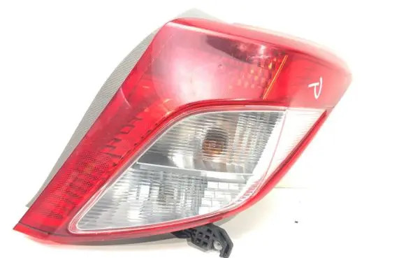 Toyota Yaris Rear/tail lights