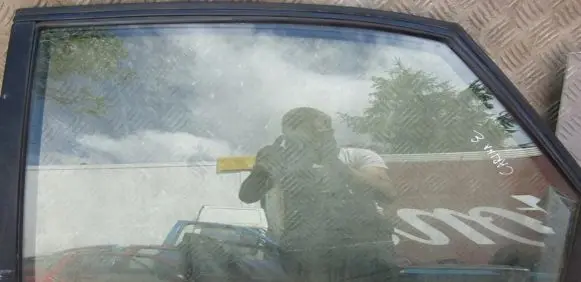 Toyota Carina T190 Rear door window glass 