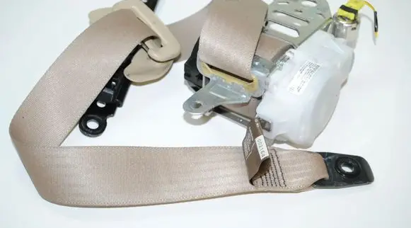 Lexus GS 300 350 430 450H Front seatbelt 