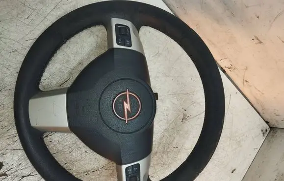 Opel Astra H Steering wheel 