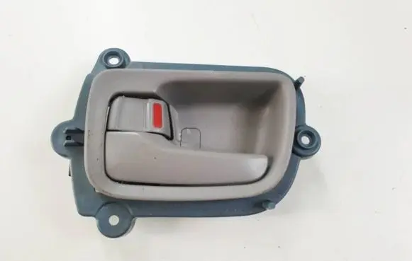 Mitsubishi Grandis Front door interior handle