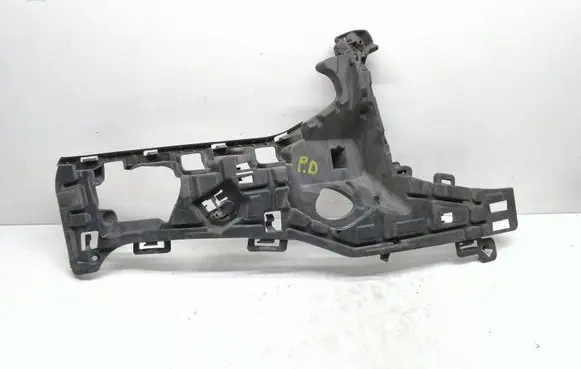Volvo S90, V90 Front bumper mounting bracket 31383238
