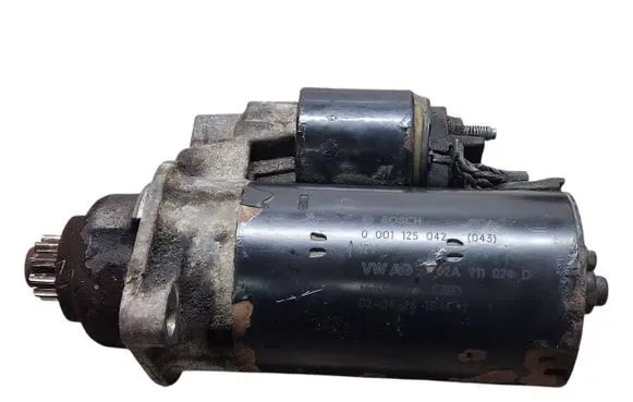 Volkswagen Polo IV 9N3 Starter motor 02A911024D 0001125042
