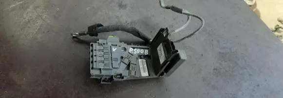 Peugeot 5008 Battery control module 9666527580