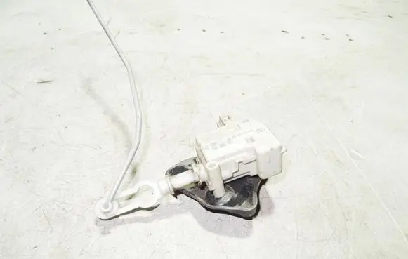 Audi A2 Central locking motor 8E5962115 7M0959781A