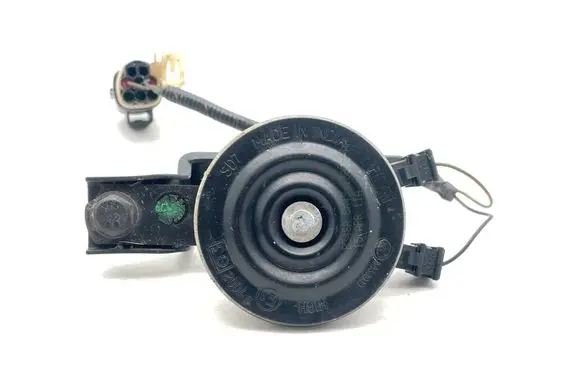 Jaguar XK - XKR Horn signal 13832AA 971111