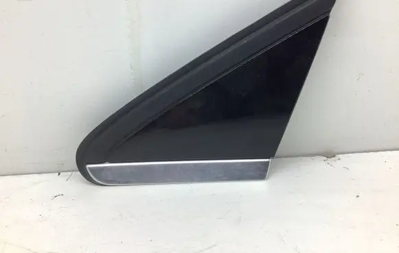 Mercedes-Benz B W246 W242 Fender end trim A2466900787 A2466900087