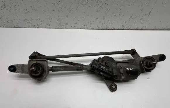 Opel Insignia A Front wiper linkage and motor 13227392