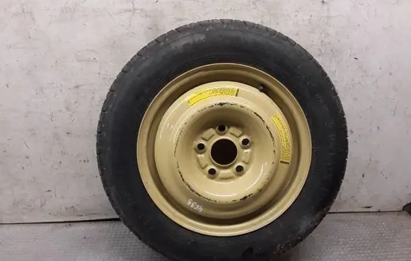 Honda FR-V R15 spare wheel