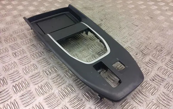 Nissan Qashqai J12 Center console 969uc6un0a