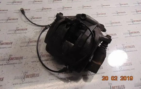 Mercedes-Benz E W211 Front brake caliper