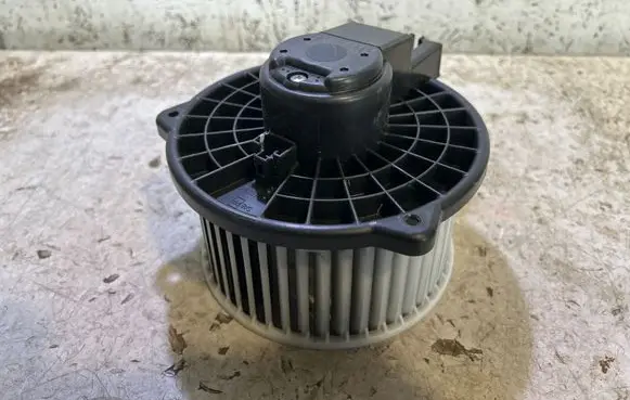 Mazda 6 Heater fan/blower HB111EG2101 111E621 8727000690