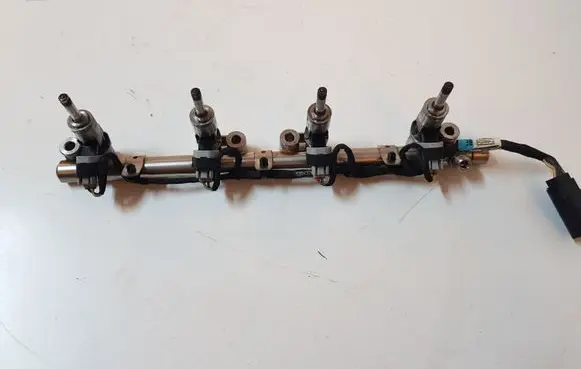 Fuel injectors set