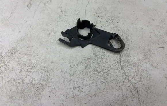 BMW 5 E60 E61 Front parking sensor holder (PDC) 7178072