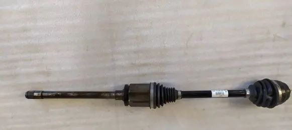 BMW X4 F26 Front driveshaft 8675014