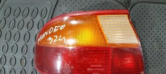 Ford Mondeo MK I Rear/tail lights