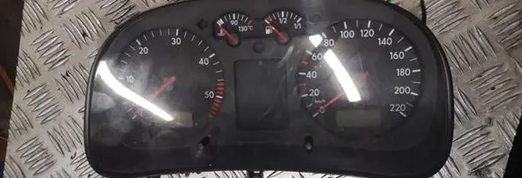 Volkswagen Golf IV Speedometer (instrument cluster) 1j0920802e