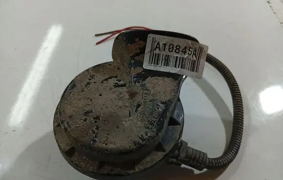 Opel Omega B2 Horn signal 002924