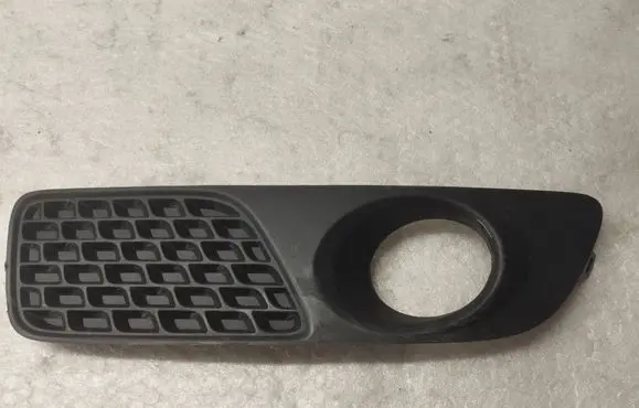 Volvo V70 Front fog light trim/grill 30678640