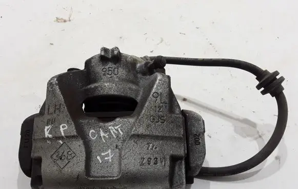Renault Captur Front brake caliper 410111495R