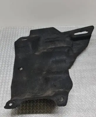 Peugeot 308 Heat shield in engine bay 9811684580