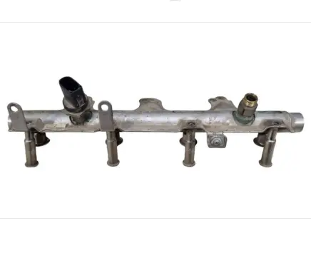 Volkswagen Tiguan Fuel main line pipe 06J133317J